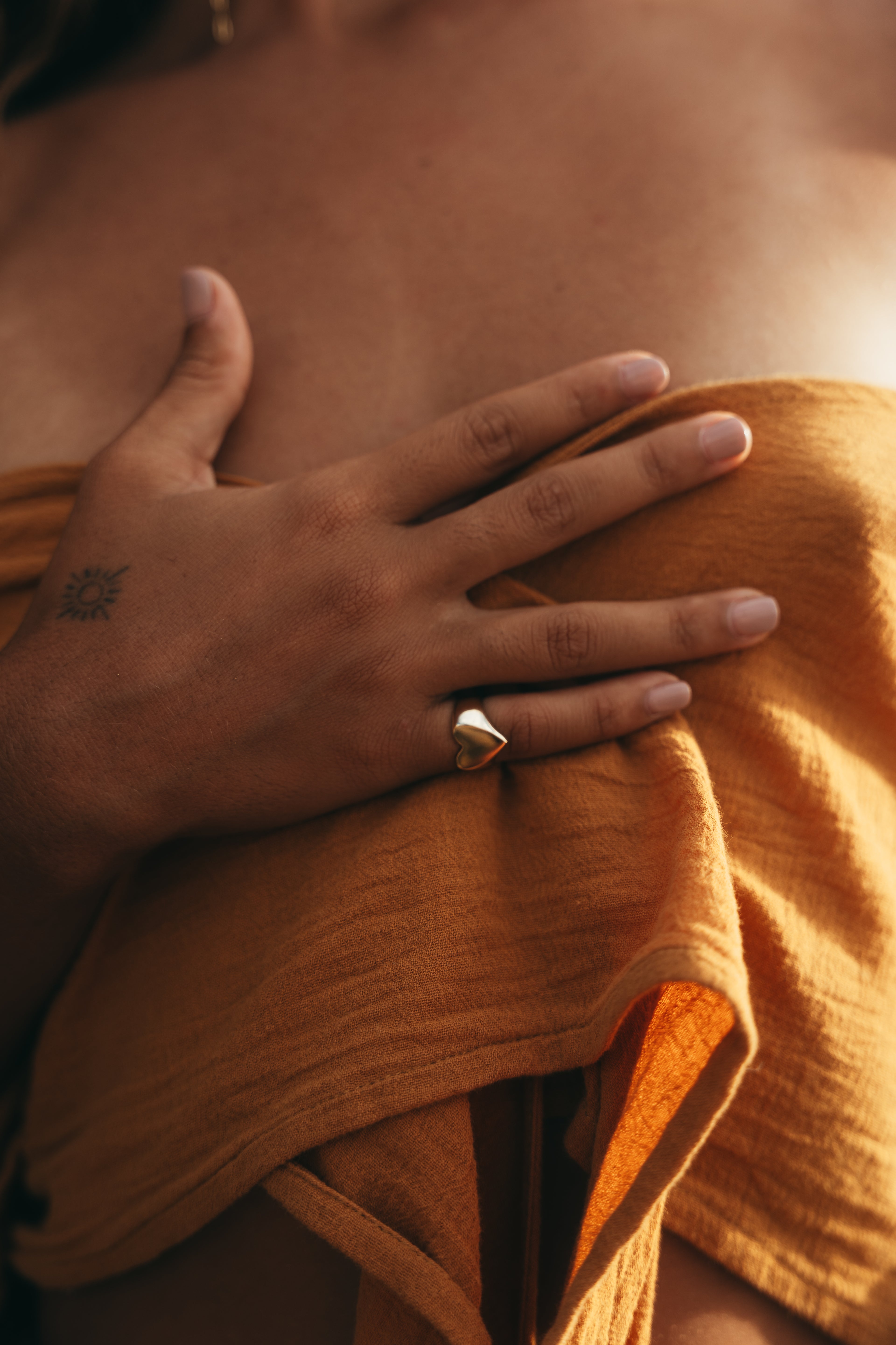 Signet ring