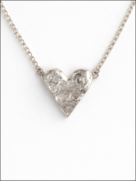 Collar Corazón Vivido